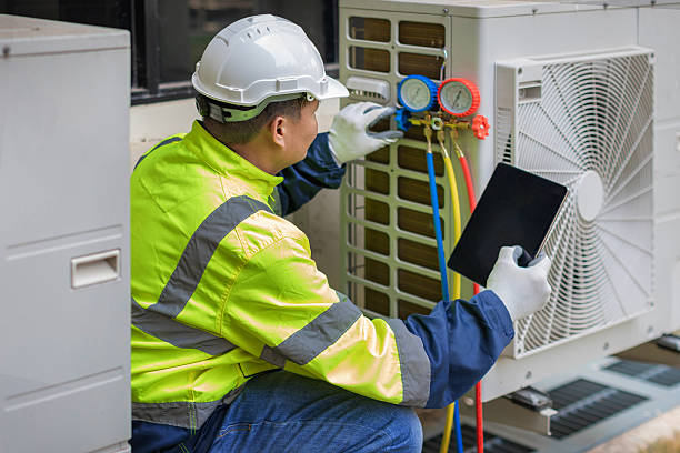 Professional Ductwork Repair technician working in Golden, TX